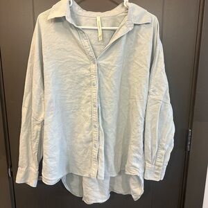 Aritzia Babaton linen shirt